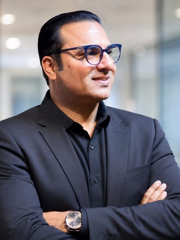 Shehzad (Ameer) Akbar